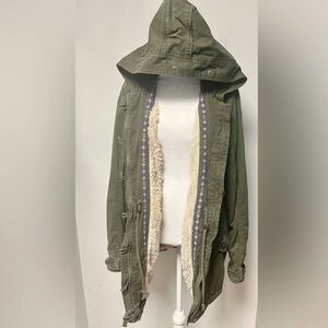 Hollister Vintage Y2K GreenMilitary
Style Hooded Jacket Drawstring 
Waist Medium
